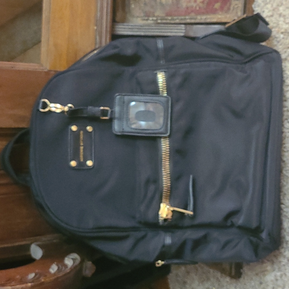 Adrienne Vittadini backpack